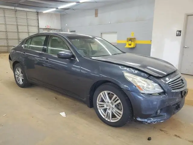 2011 INFINITI G37   