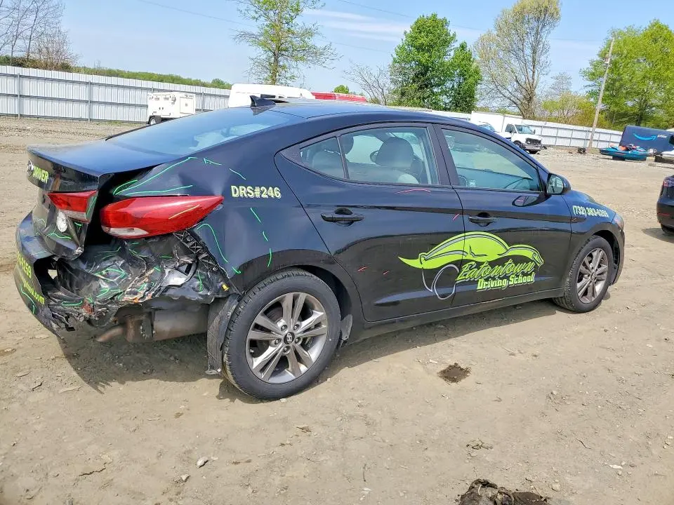 2017 HYUNDAI ELANTRA SE  