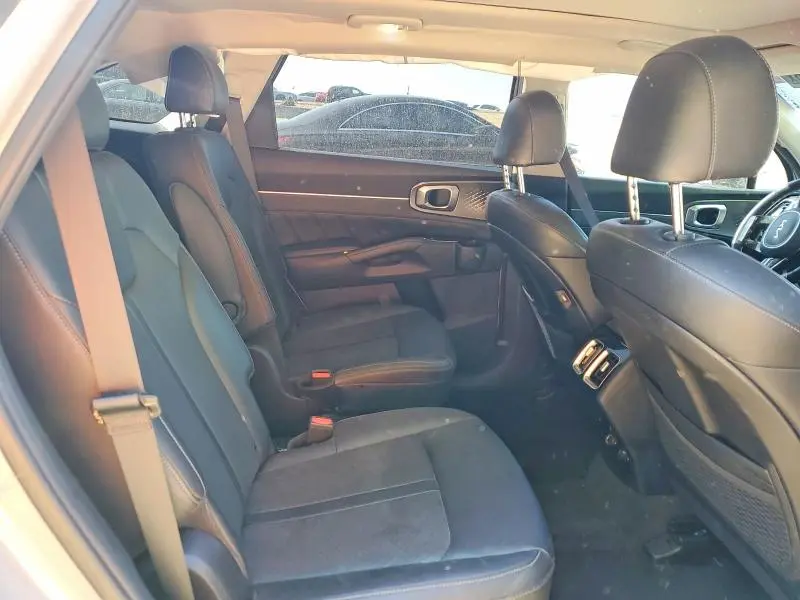 2022 KIA SORENTO SX  