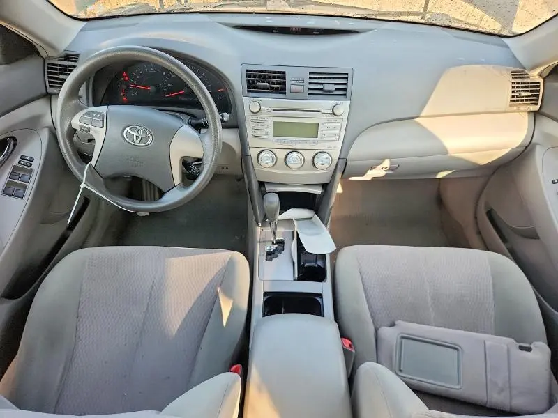 2011 TOYOTA CAMRY LE  