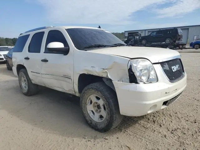2013 GMC YUKON DENALI  