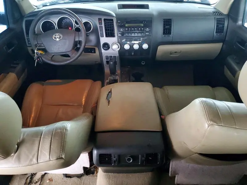 2011 TOYOTA TUNDRA CREWMAX SR5  