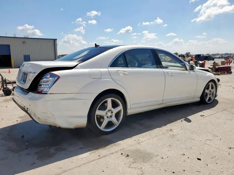2013 MERCEDES-BENZ S 550  