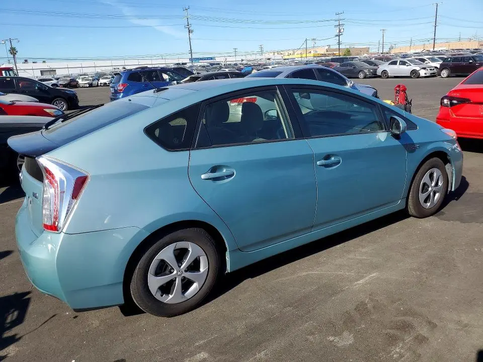 2013 TOYOTA PRIUS THREE  