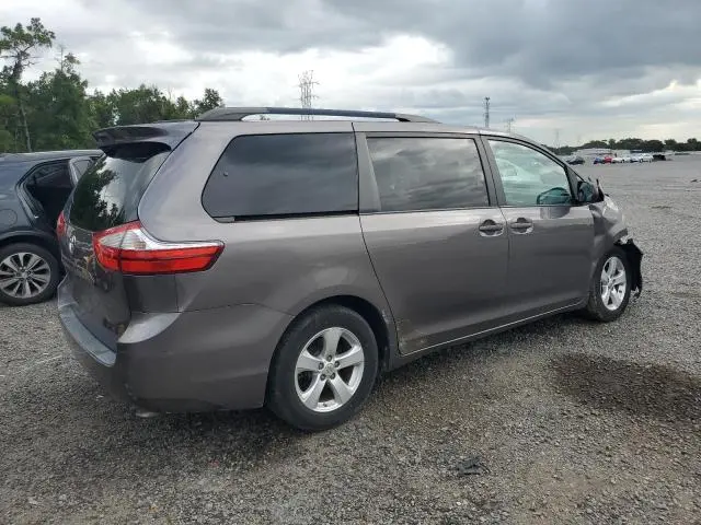 2016 TOYOTA SIENNA LE  