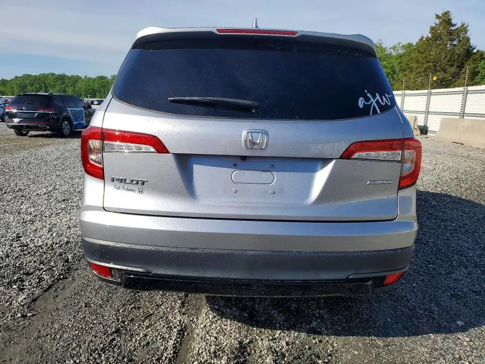 2022 HONDA PILOT SE  
