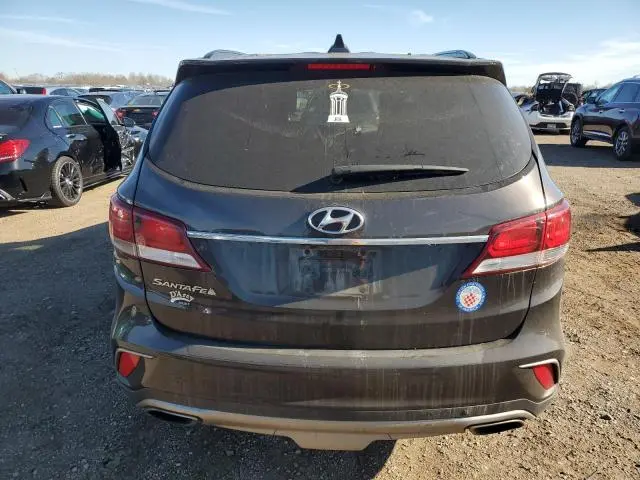 2018 HYUNDAI SANTA FE SE  