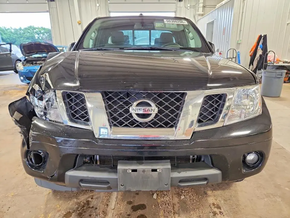 2013 NISSAN FRONTIER   