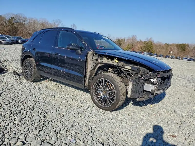 2020 PORSCHE CAYENNE   