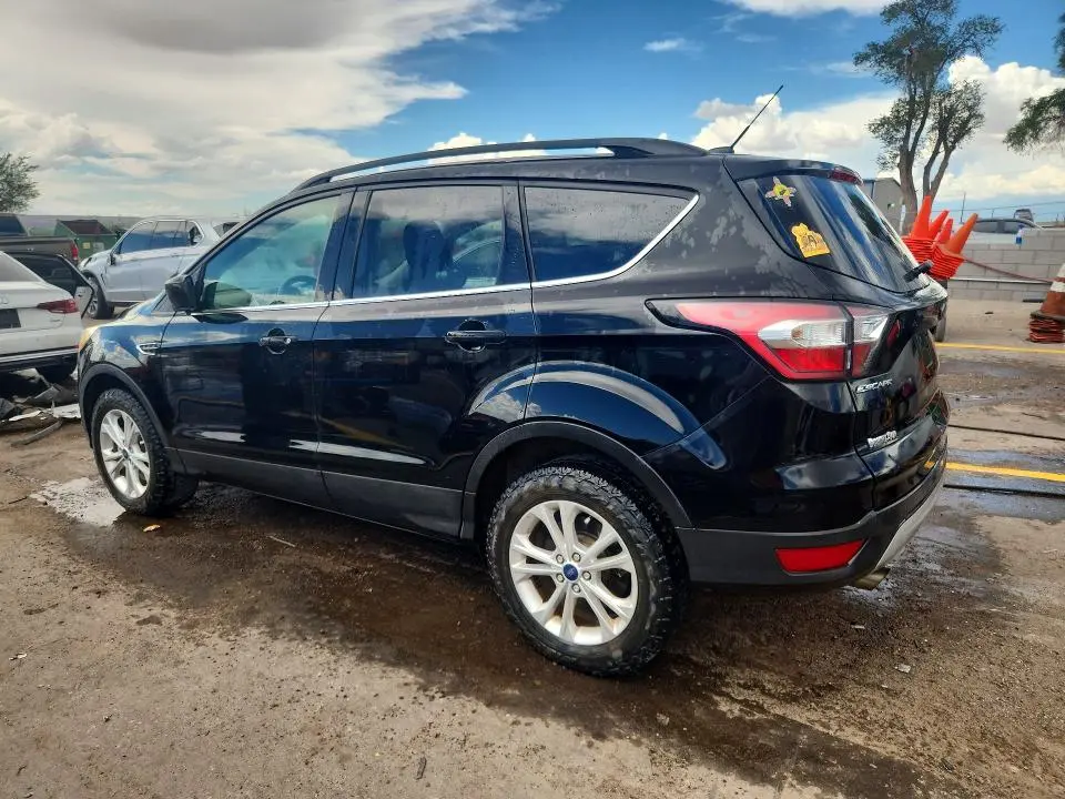 2018 FORD ESCAPE SE  