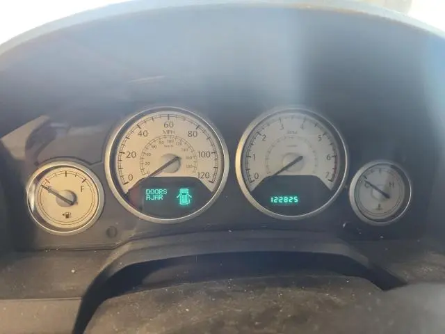 2010 CHRYSLER TOWN & COUNTRY TOURING PLUS  