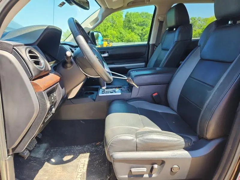 2018 TOYOTA TUNDRA LIMITED V8  