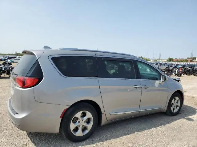 2017 CHRYSLER PACIFICA TOURING L PLUS  
