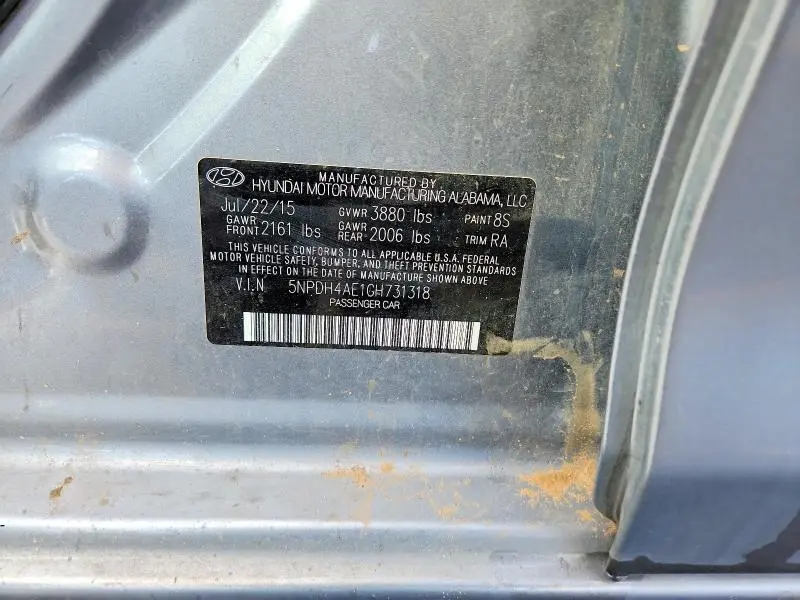 2016 HYUNDAI ELANTRA SE  