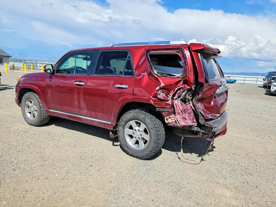 2013 TOYOTA 4RUNNER SR5  