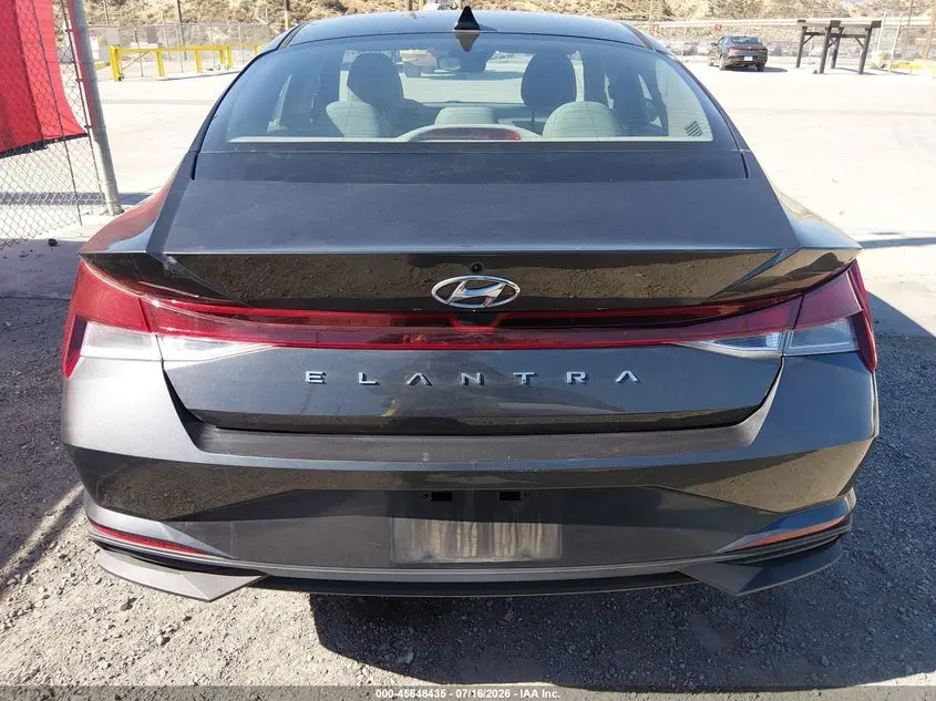 2021 HYUNDAI ELANTRA SE