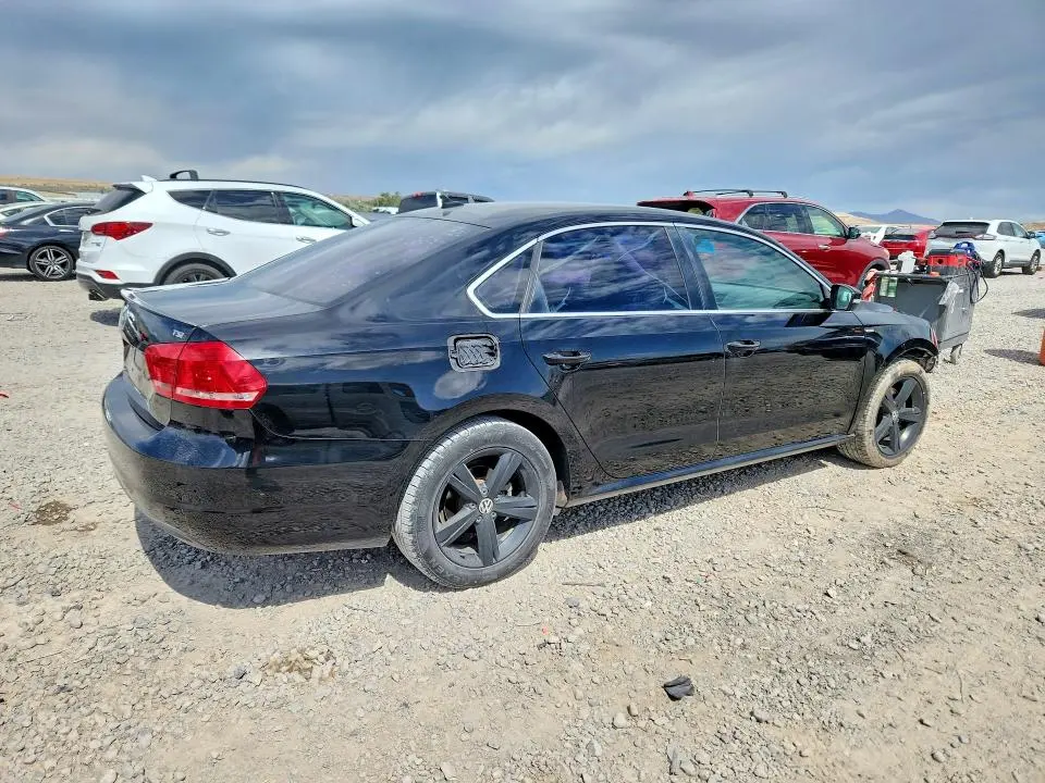 2014 VOLKSWAGEN PASSAT S  