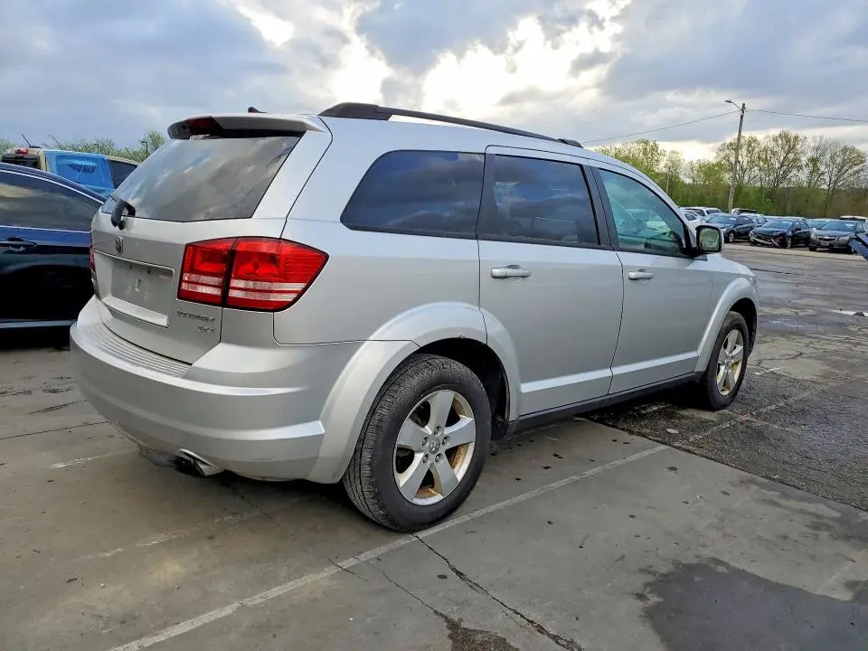 2010 DODGE JOURNEY SXT  