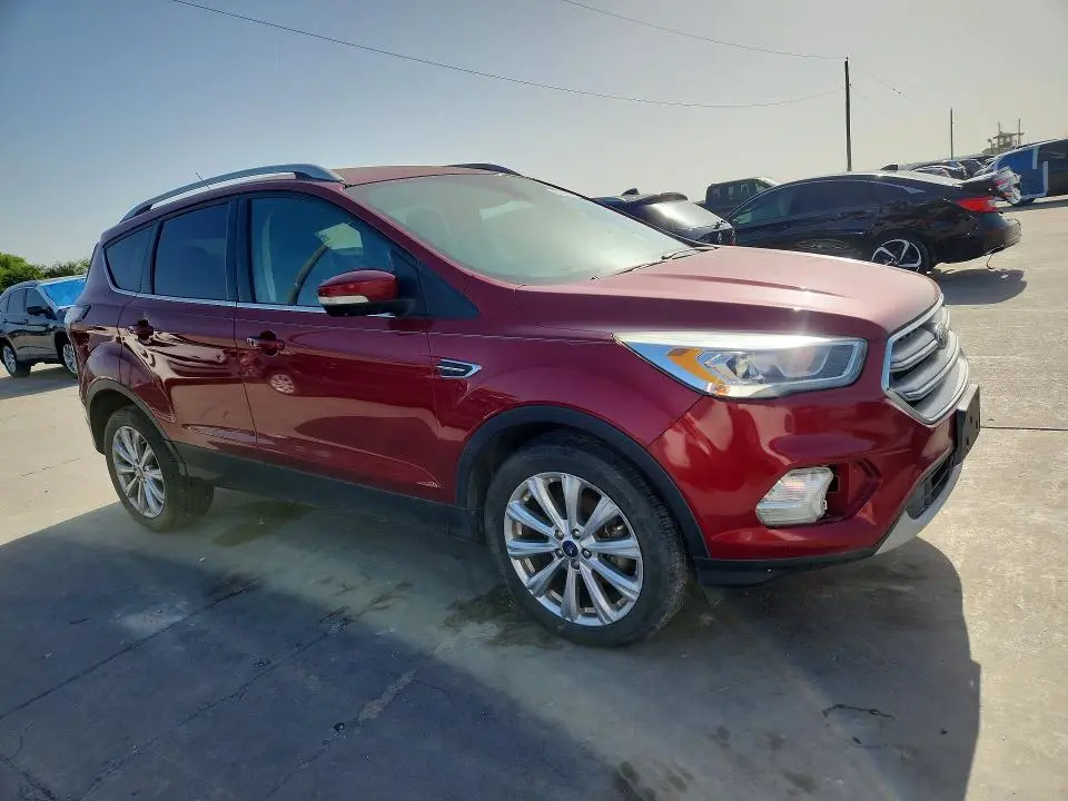 2017 FORD ESCAPE TITANIUM  