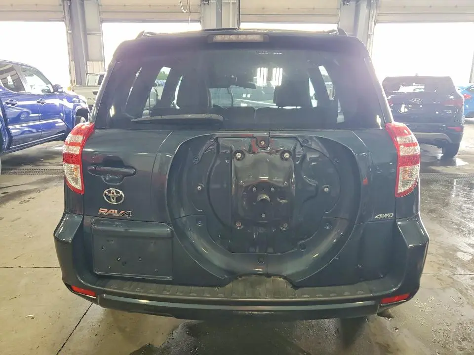 2012 TOYOTA RAV4 BASE  