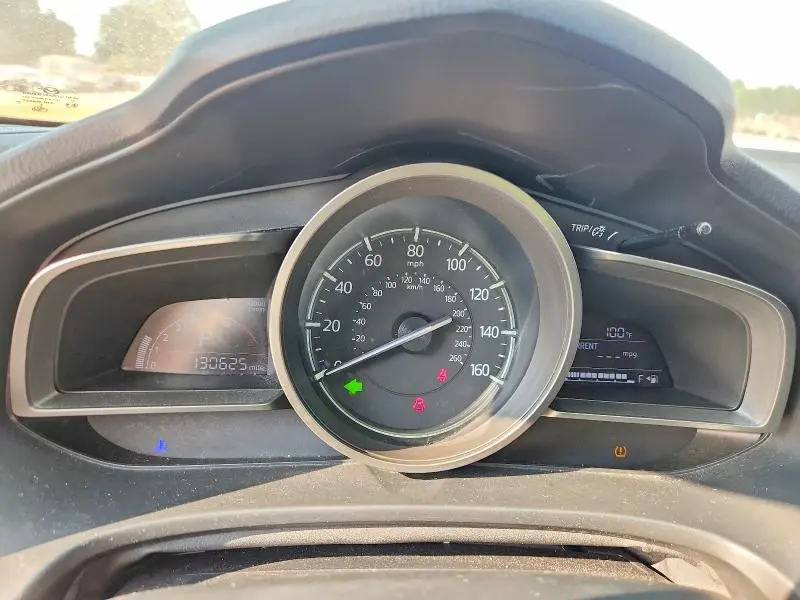 2017 MAZDA 3 TOURING  