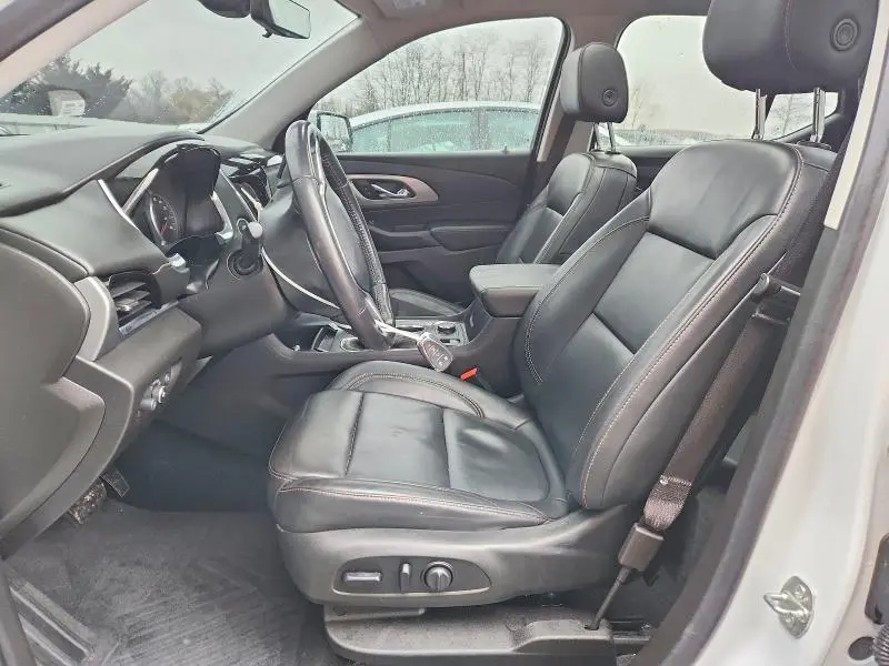 2021 CHEVROLET TRAVERSE RS  