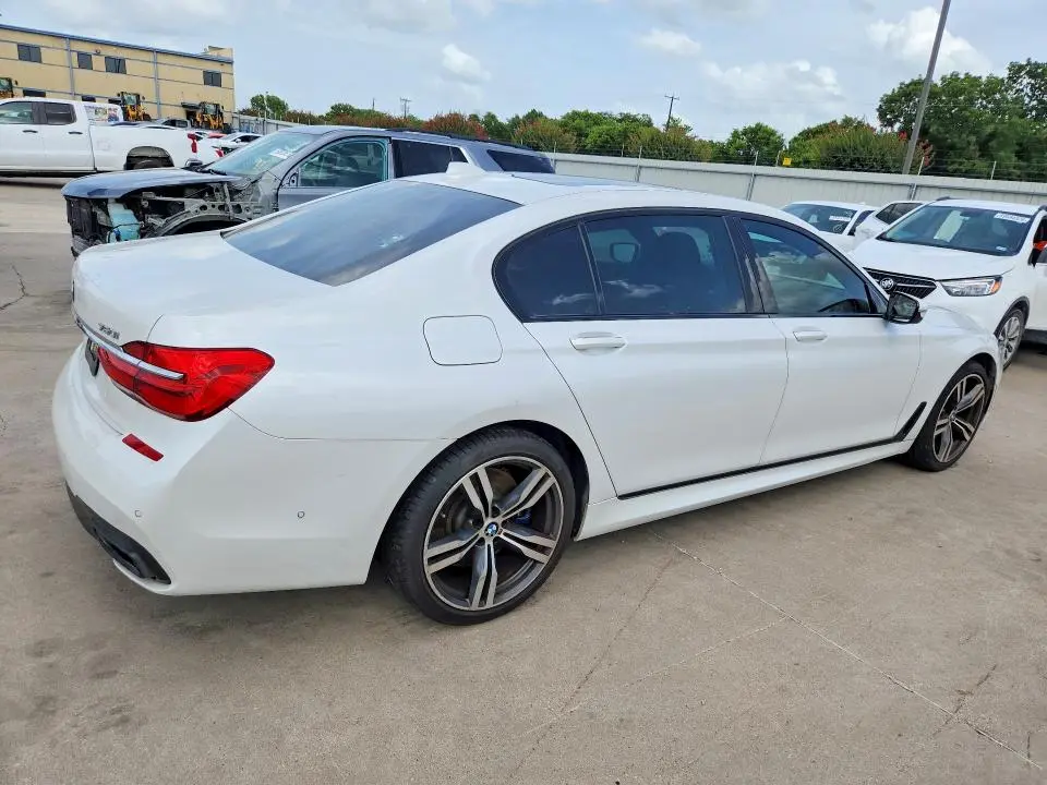 2019 BMW 750 I  