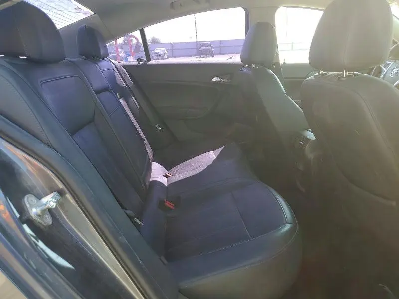 2011 BUICK REGAL CXL  