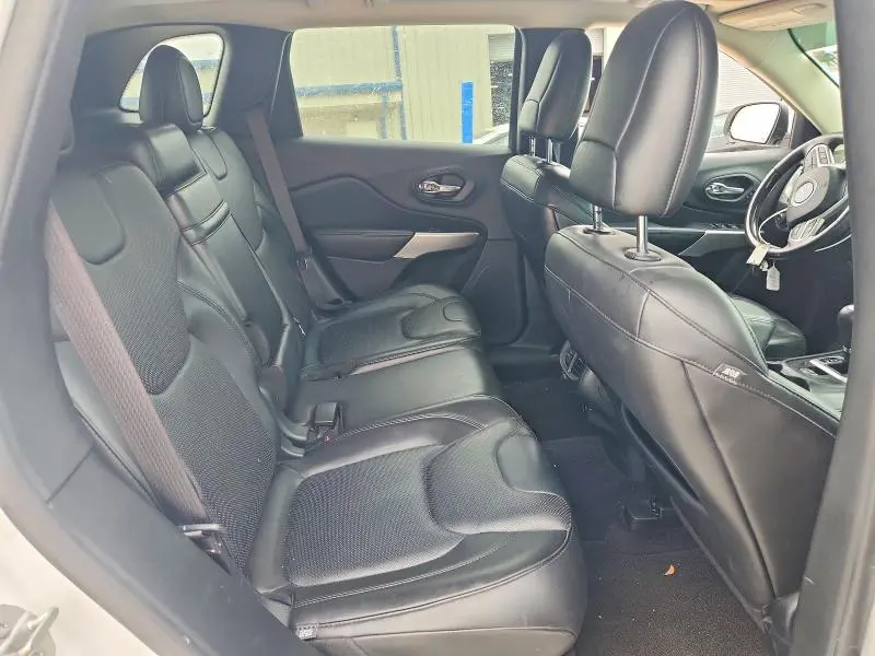 2017 JEEP CHEROKEE OVERLAND  