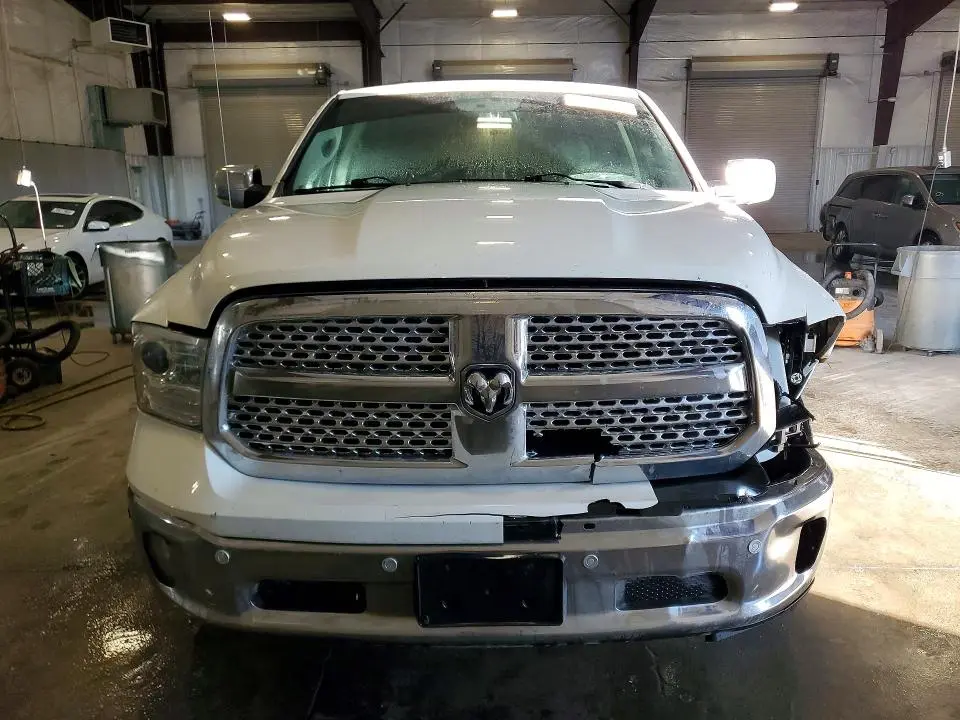 2014 RAM 1500 LARAMIE  