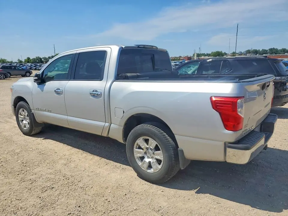 2019 NISSAN TITAN SV  