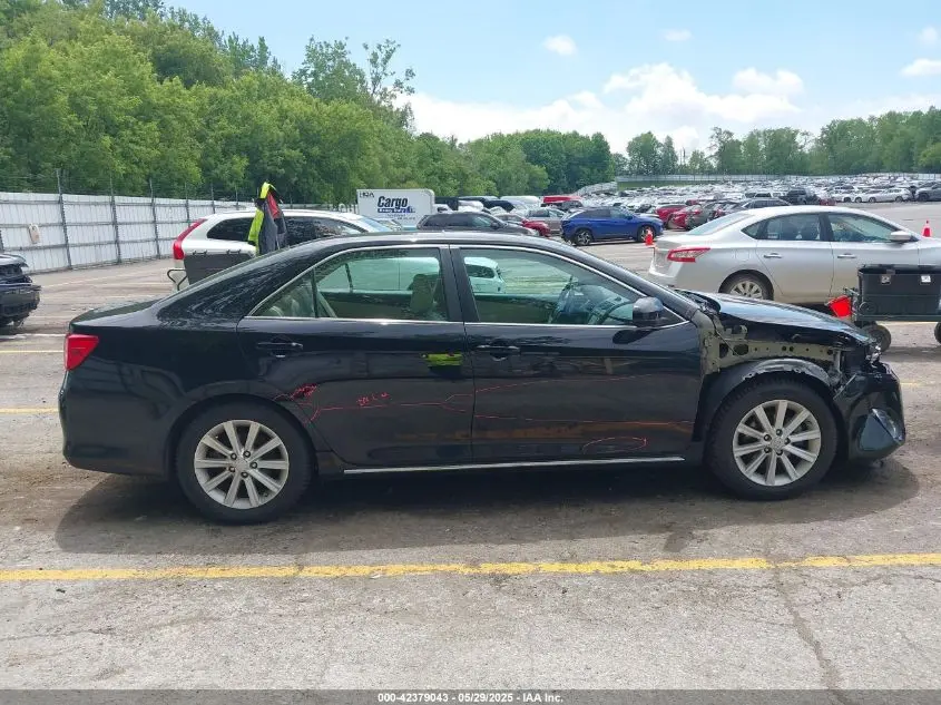 2012 TOYOTA CAMRY XLE