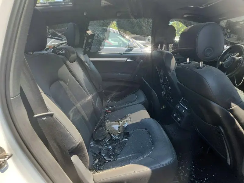 2012 AUDI Q7 PRESTIGE  