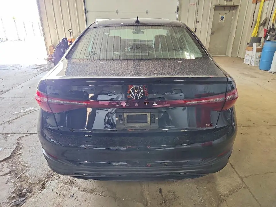 2025 VOLKSWAGEN JETTA SE  