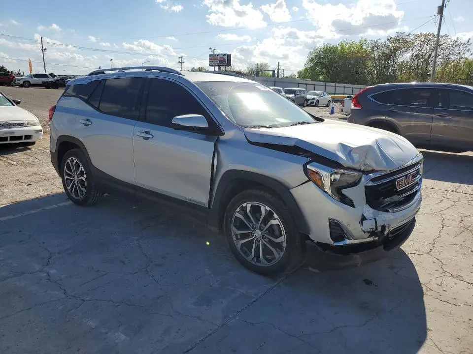 2019 GMC TERRAIN SLT  