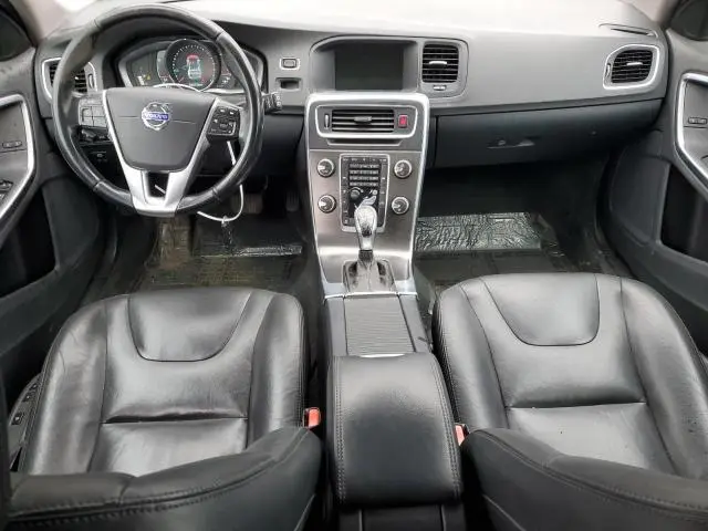 2015 VOLVO V60 PREMIER+  