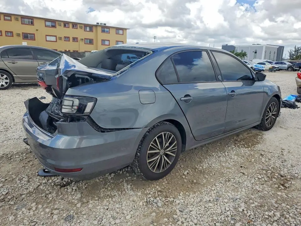 2018 VOLKSWAGEN JETTA SE/WOLFSBURG  