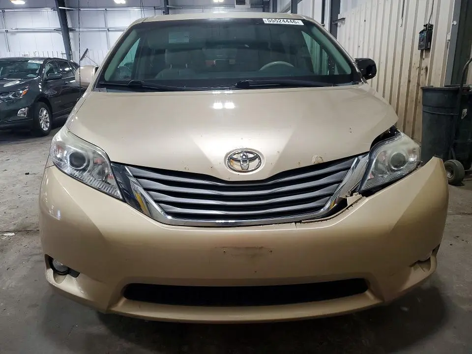 2013 TOYOTA SIENNA XLE 7-PASSENGER  