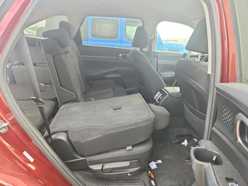 2025 KIA SORENTO LX  