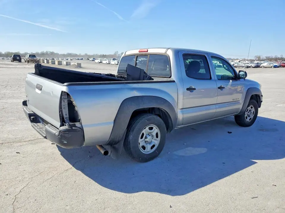 2015 TOYOTA TACOMA BASE  