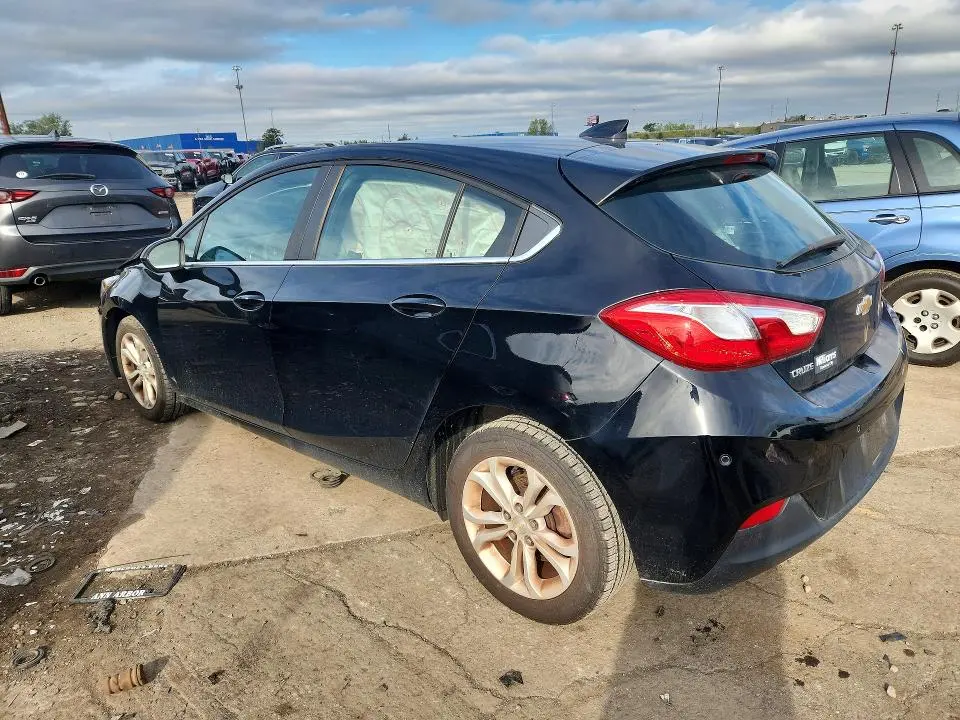 2019 CHEVROLET CRUZE LT  