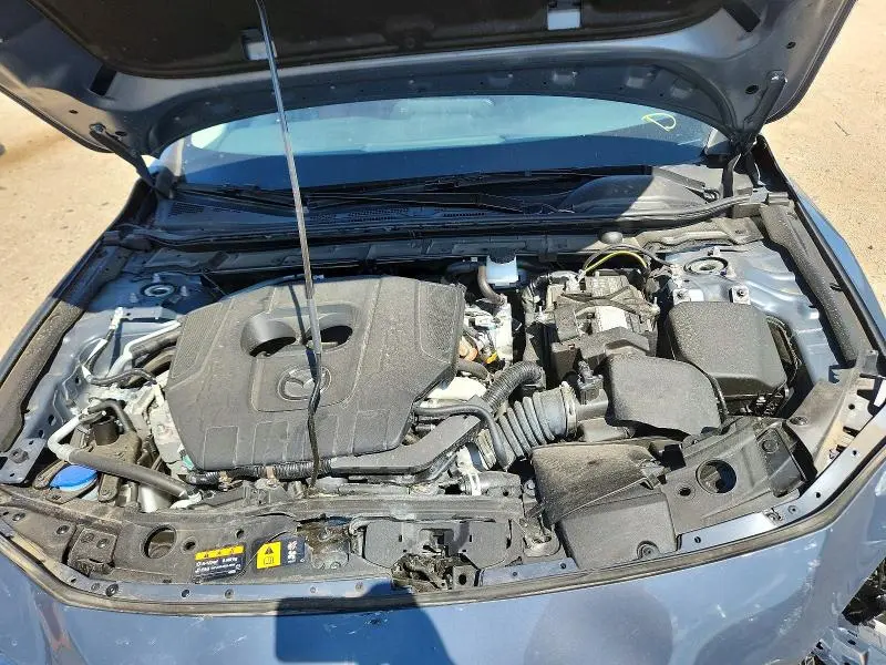 2025 MAZDA 3 PREFERRED  