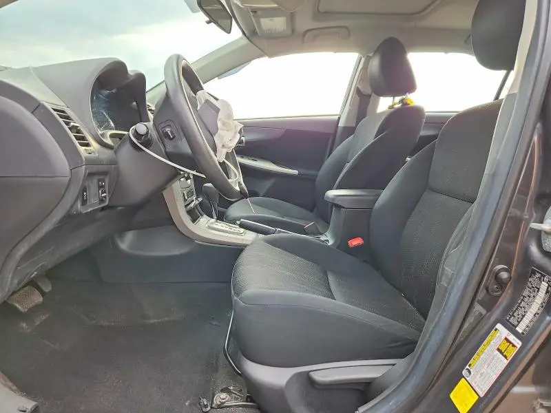 2011 TOYOTA COROLLA S  