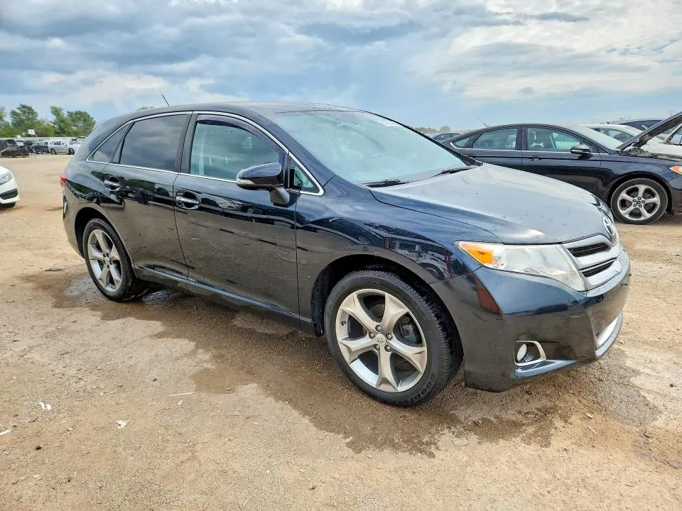 2013 TOYOTA VENZA XLE  