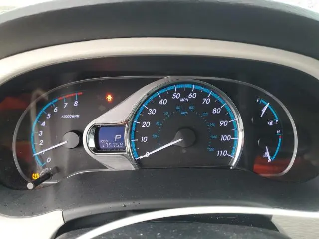 2012 TOYOTA SIENNA XLE  