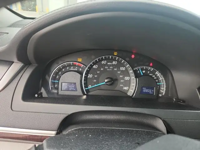 2012 TOYOTA CAMRY XLE  