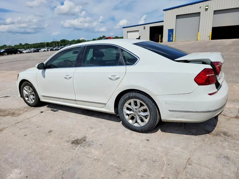 2016 VOLKSWAGEN PASSAT S  