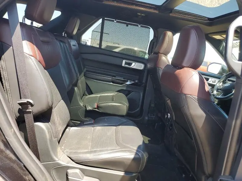 2022 FORD EXPLORER PLATINUM  