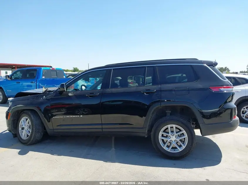 2024 JEEP GRAND CHEROKEE L LAREDO X 4X4