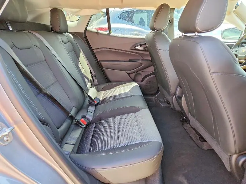 2025 CHEVROLET TRAX 1LT  
